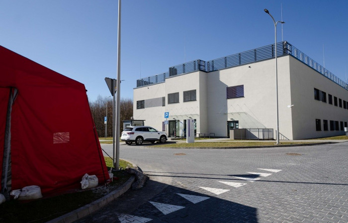 Budynek Oddziału Chorób Zakaźnych z zewnątrz